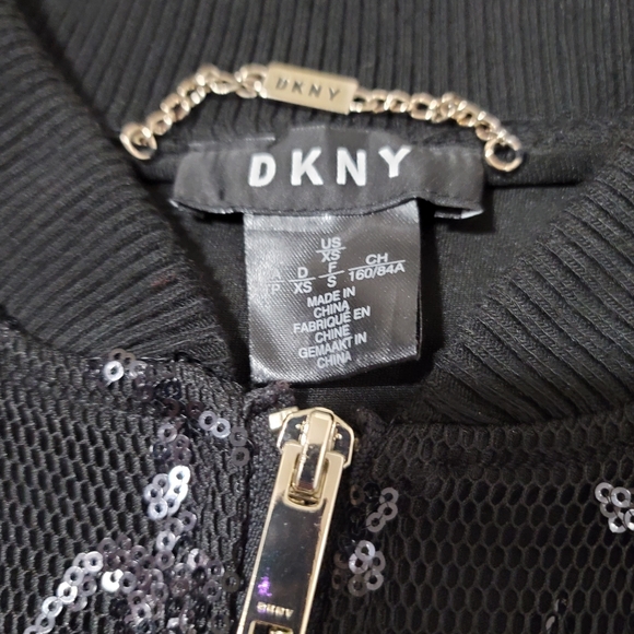 DKNY sweater size XS - Picture 2 of 9